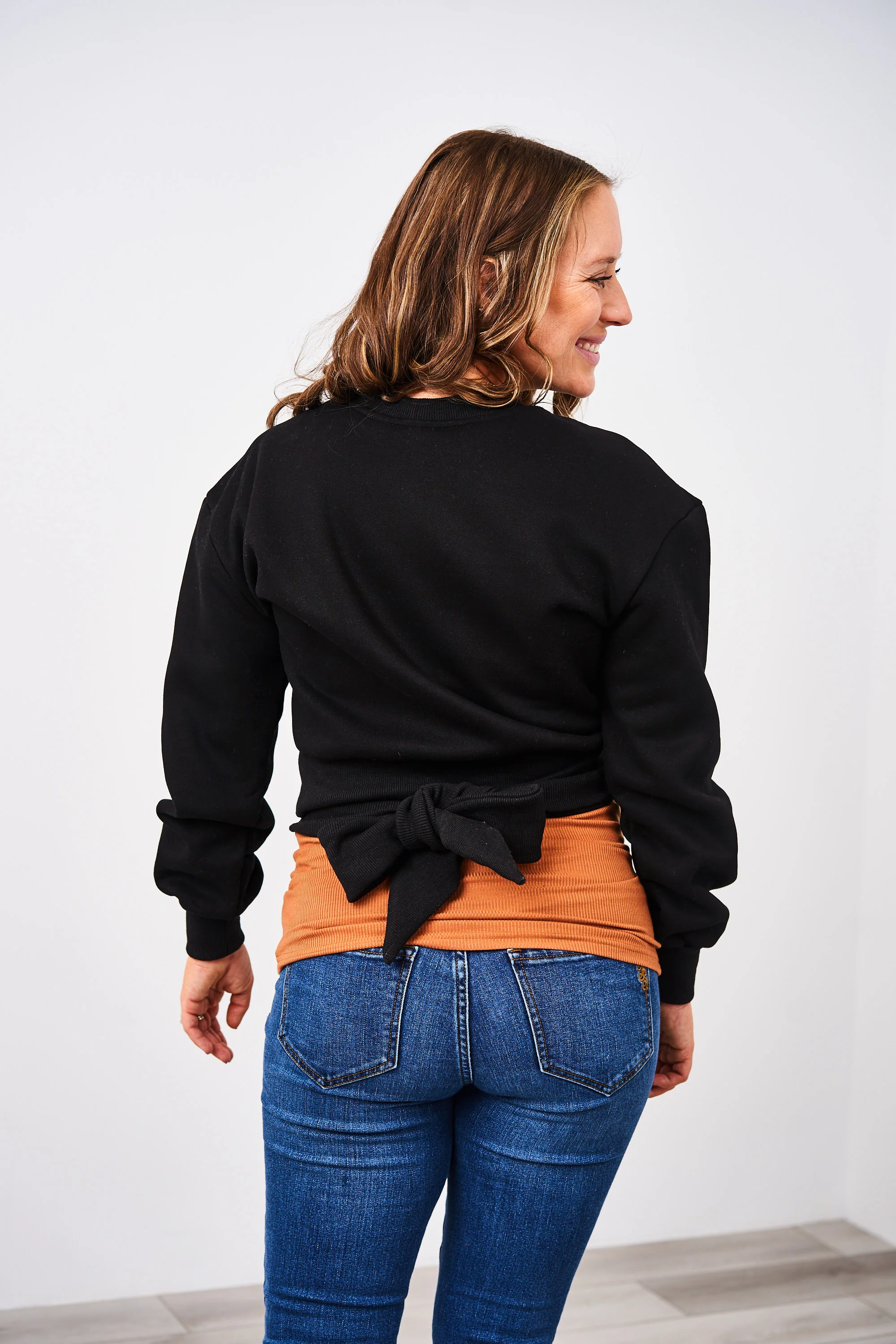 Latched Mama 635 Nest Nursing Wrap - Image 7