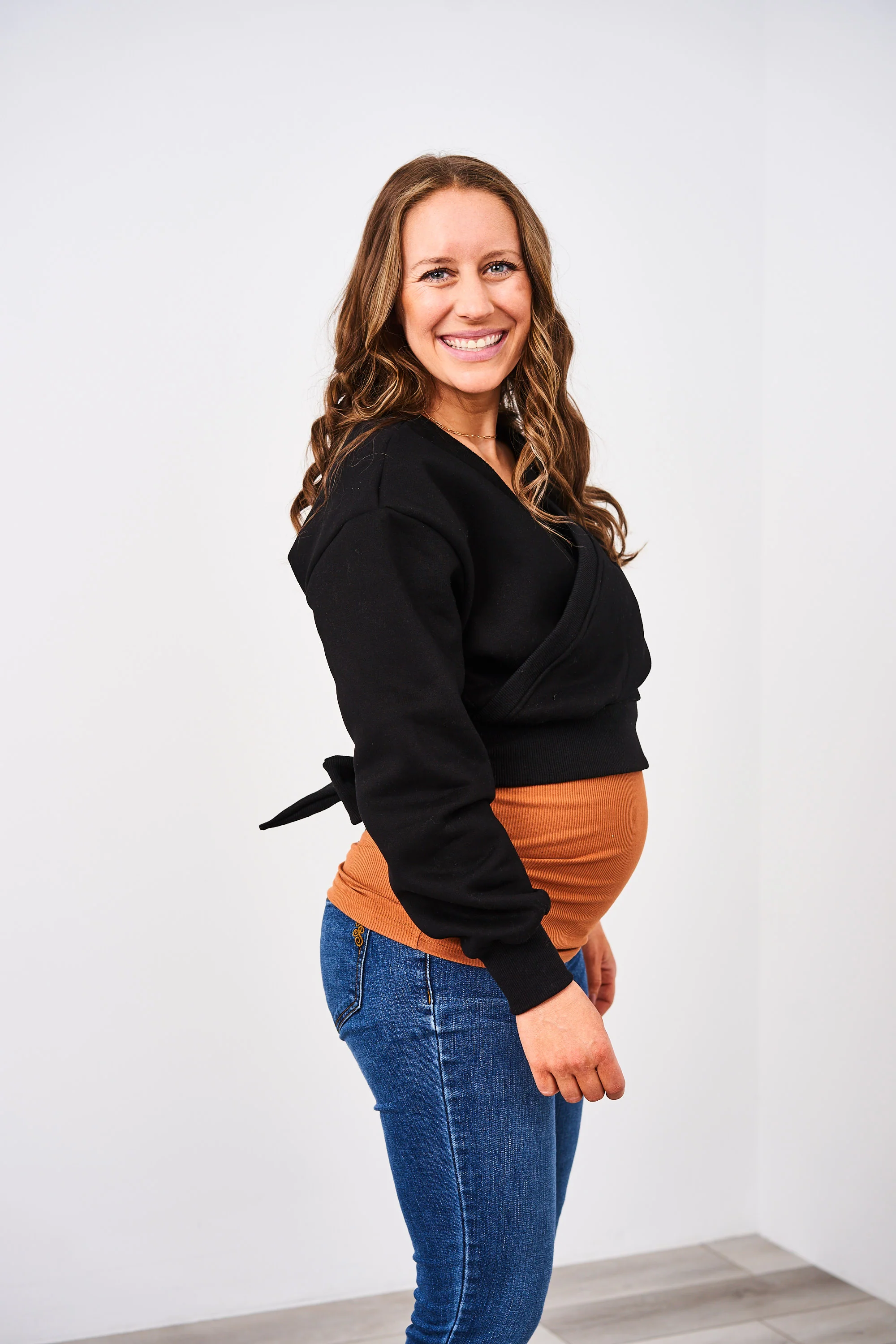 Latched Mama 635 Nest Nursing Wrap - Image 8