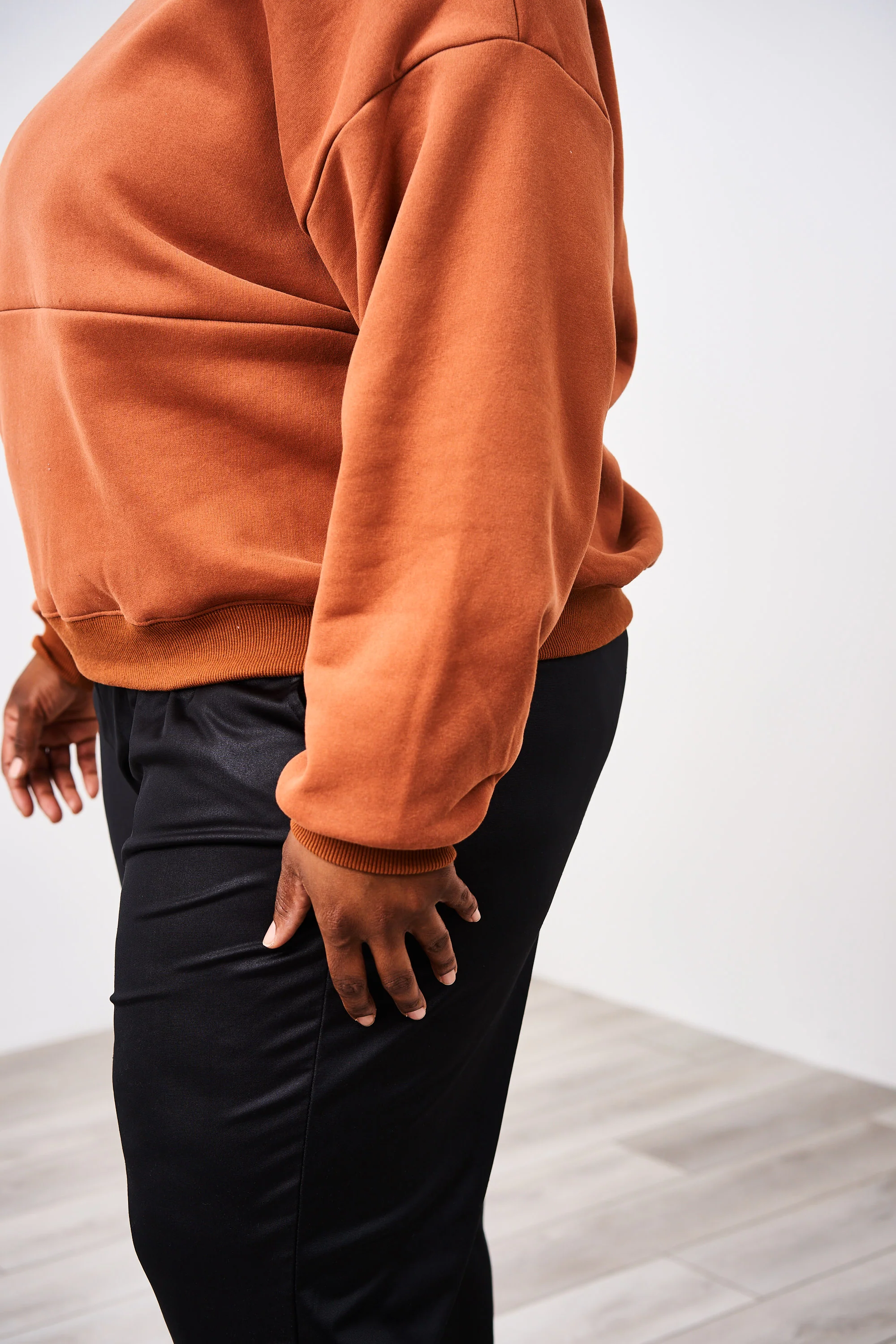 Latched Mama 635 Zip Nursing Crewneck - Image 8