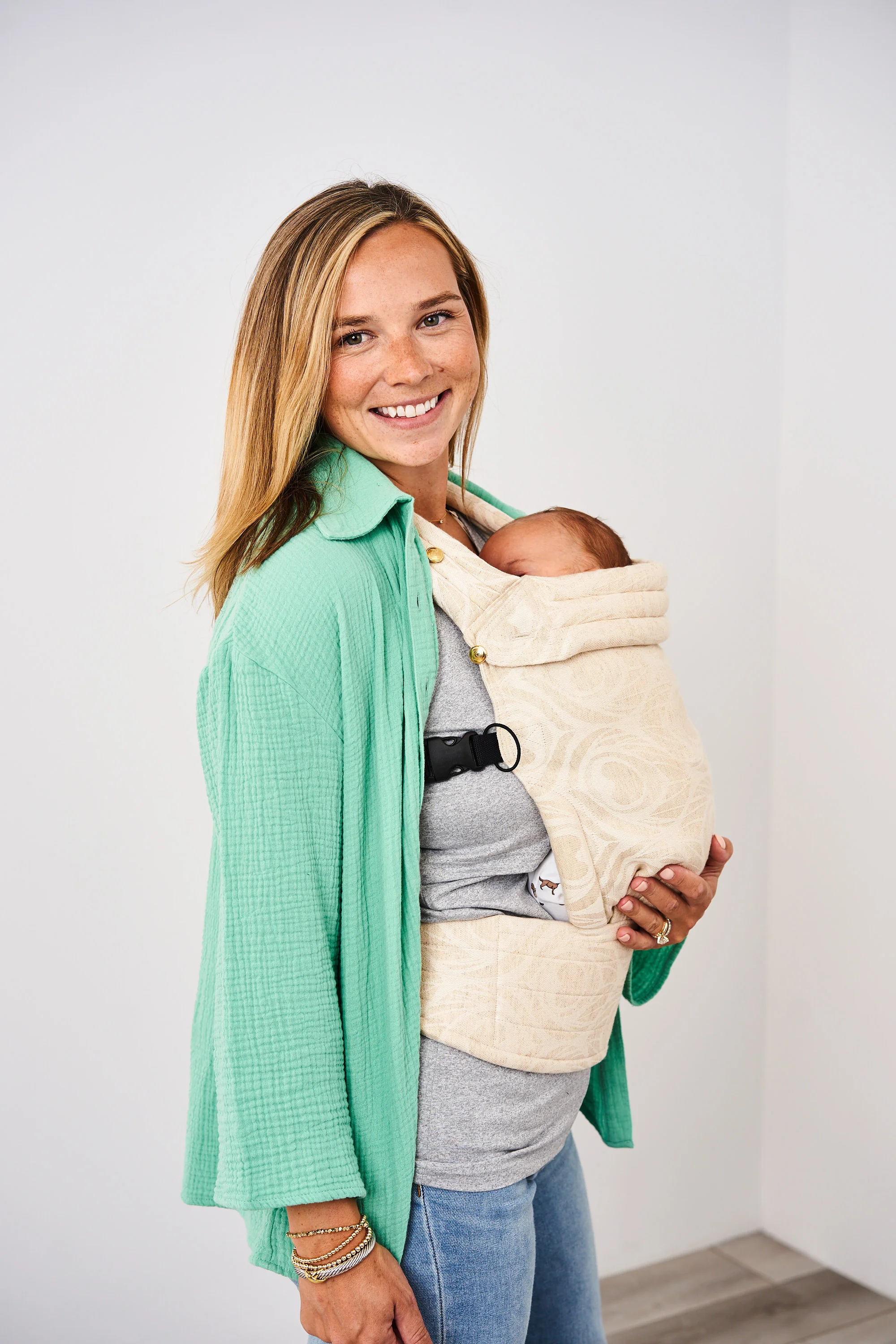 Latched Mama Coastline Cotton Button Up Nursing Shirt - Image 14