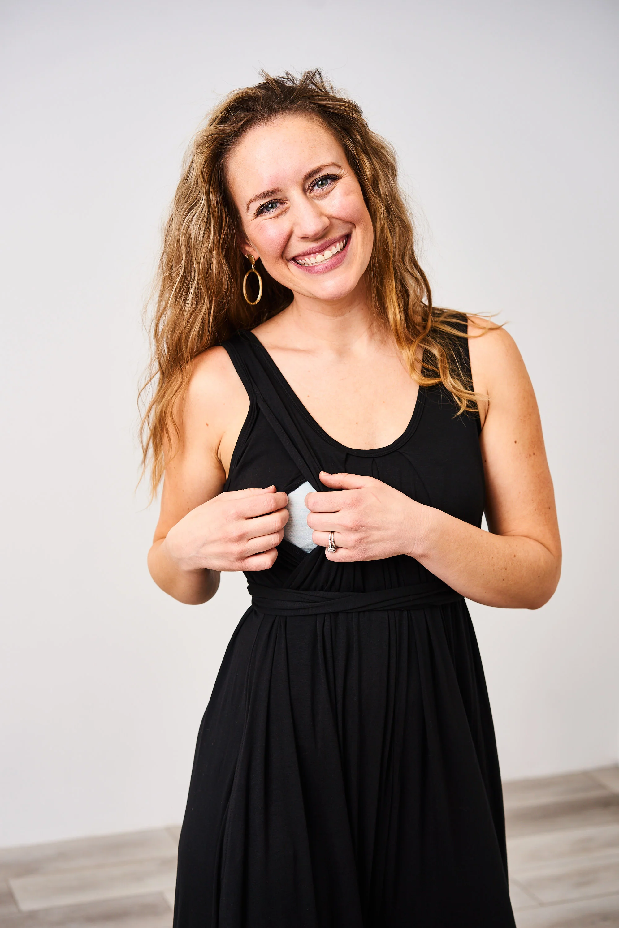 The Momper® Sleeveless Maxi Nursing Momper - Image 14