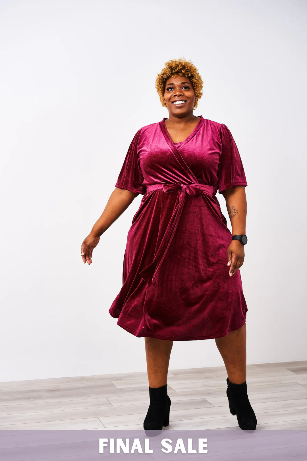 Latched Mama Velour Midi Nursing Dress - Final Sale - Image 10