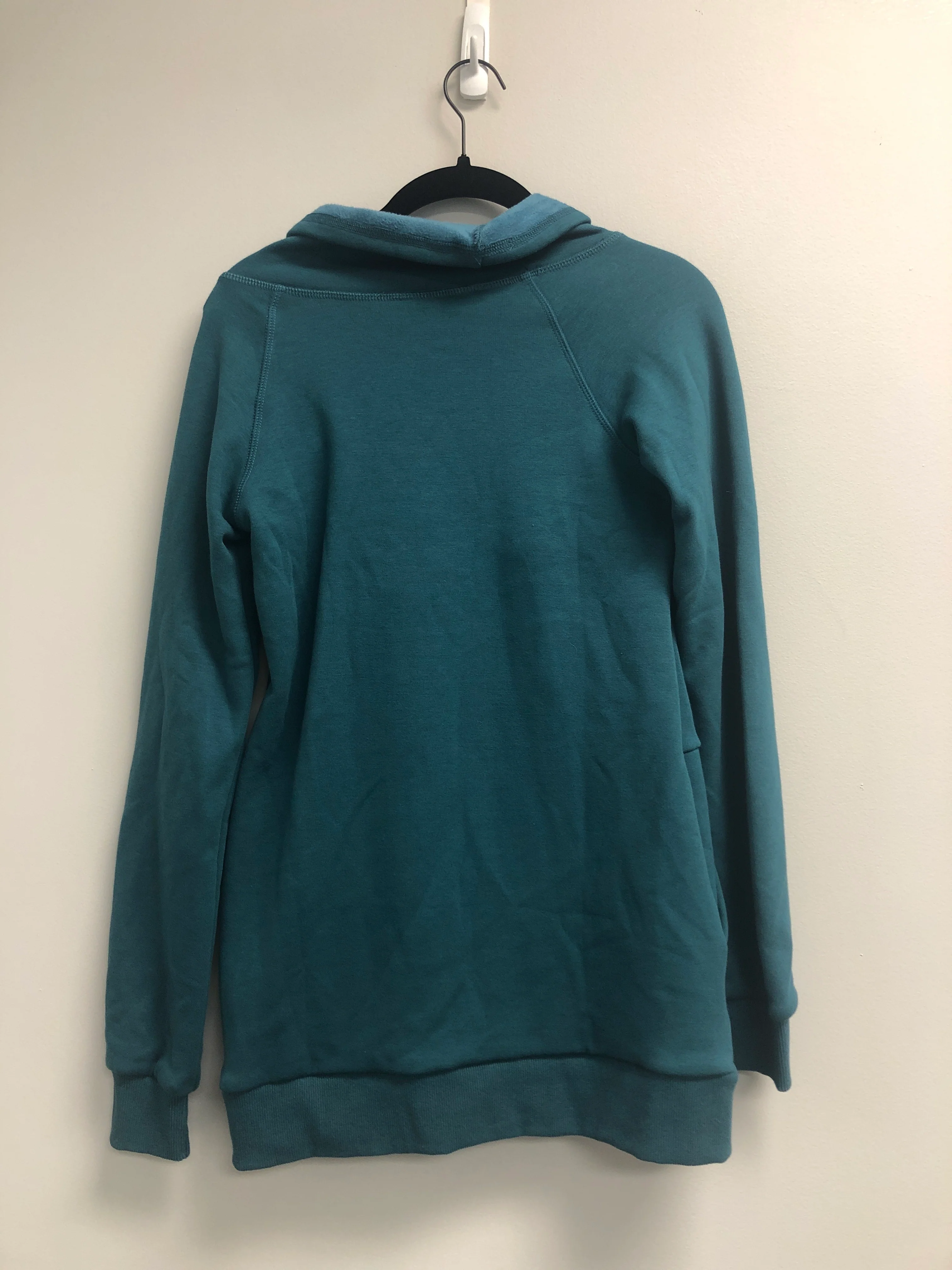 Outlet 6854 - Latched Mama Embroidered Harbor Snap Nursing Pullover - Peacock - Extra Small - Image 2