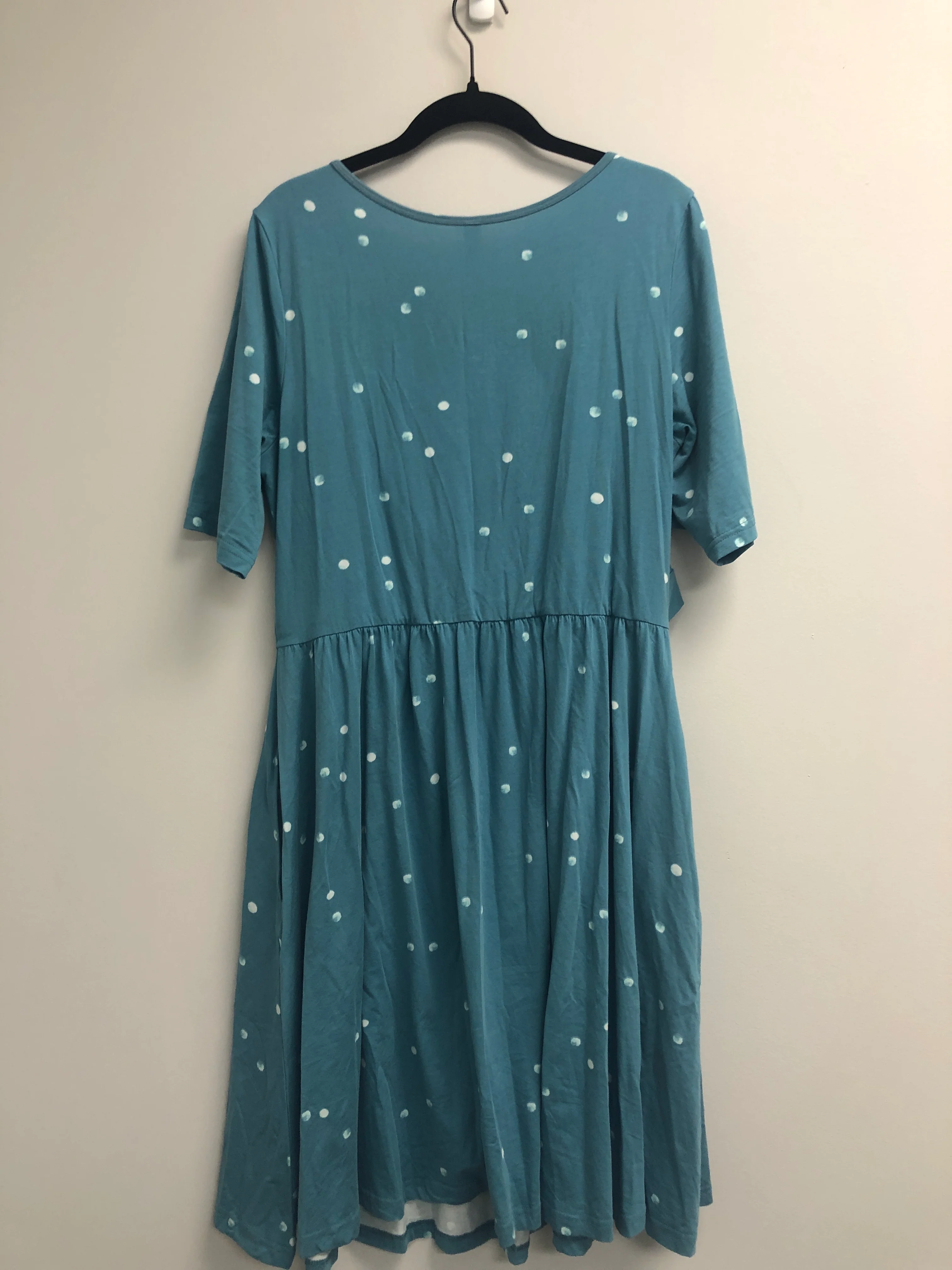 Outlet 6902 - Latched Mama Simple Cotton Nursing Dress - Steel Blue Dots - Large - Image 2