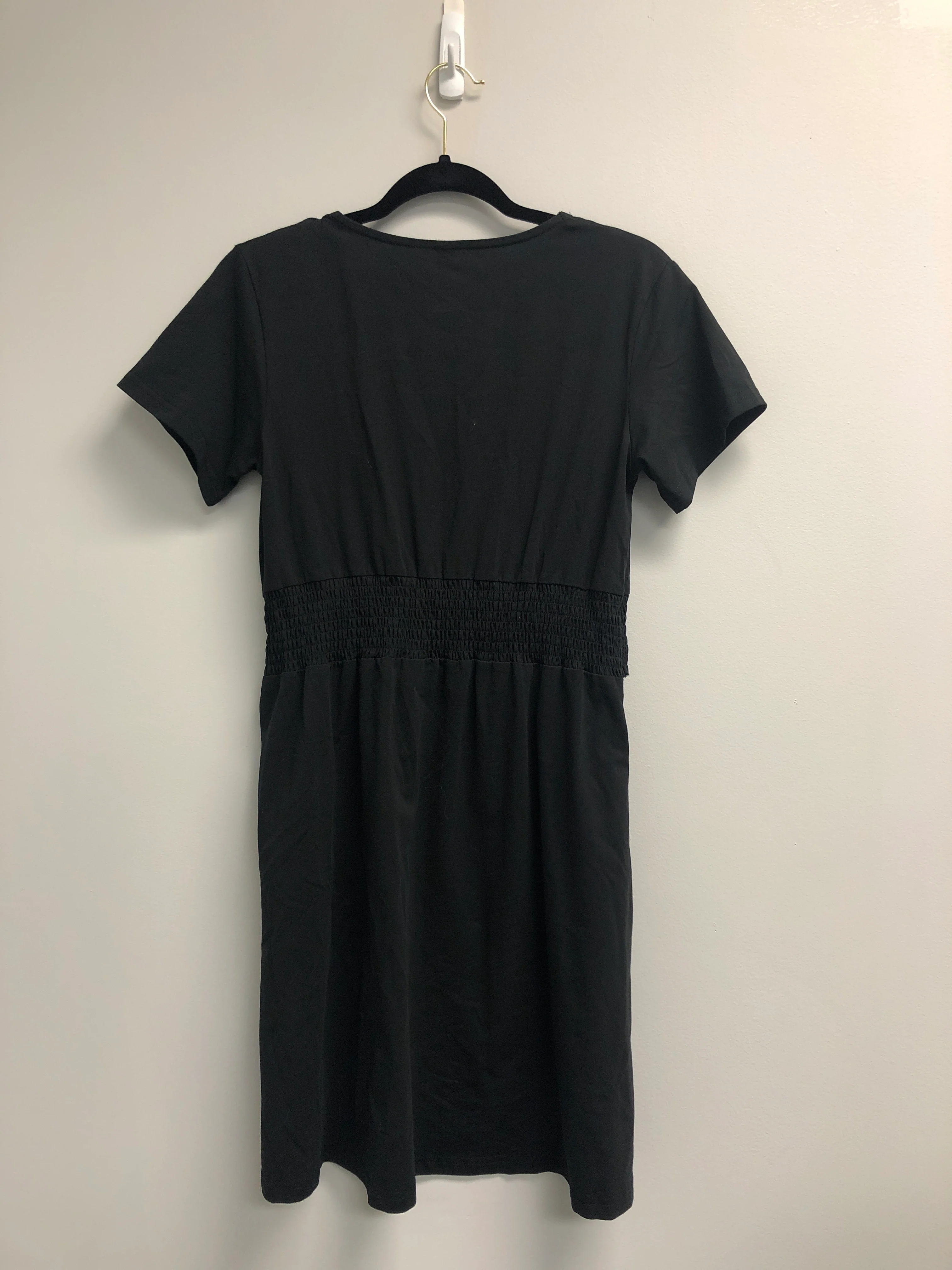 Outlet 6989 - Latched Mama Ruched Waist Nursing Dress - Black - Small - Image 2