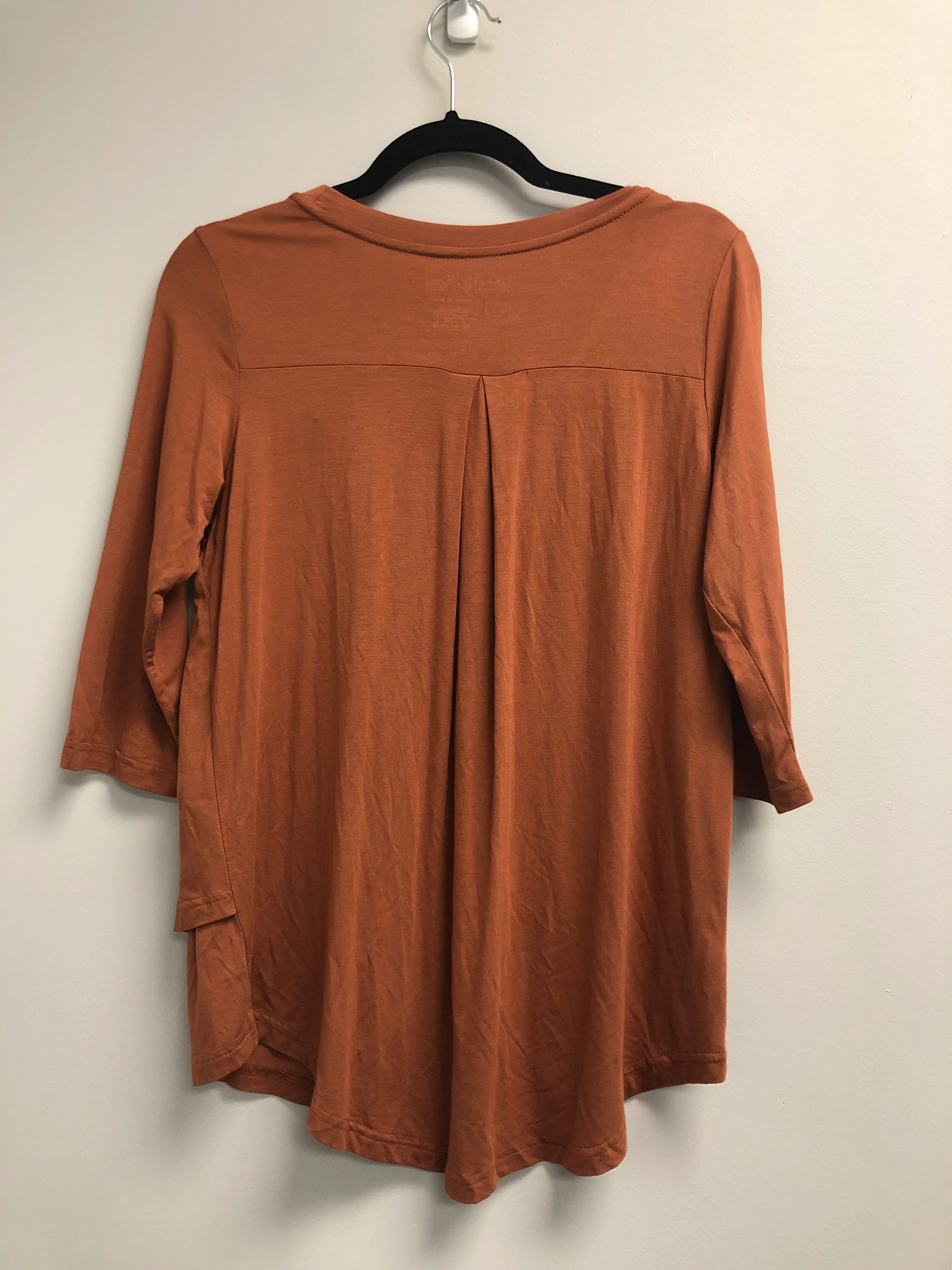 Outlet 7022 - Latched Mama 3/4 Sleeve Scoop Neck Nursing Top 2.0 - Copper - Extra Small - Image 2