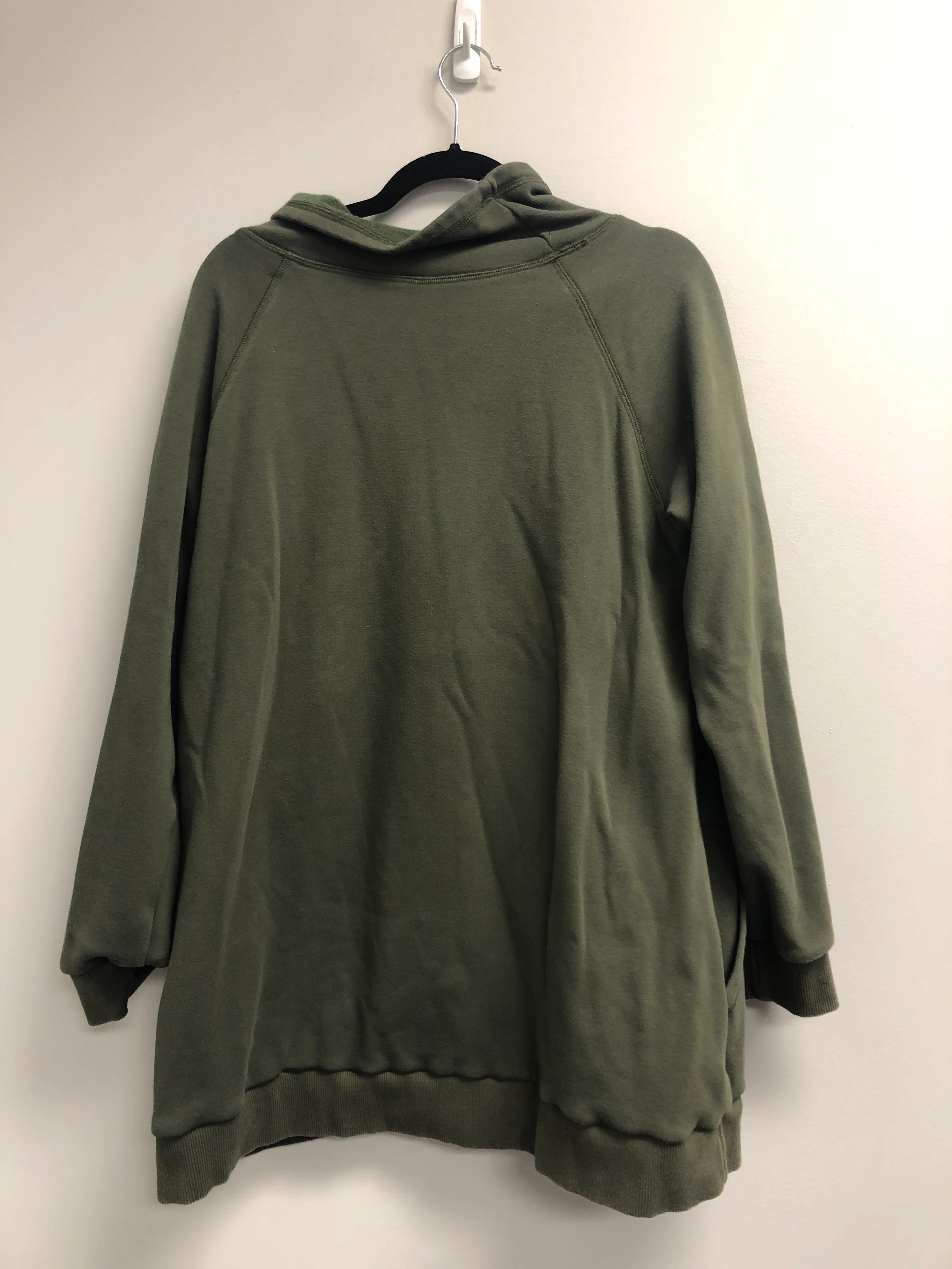 Outlet 7069 - Latched Mama Harbor Snap Nursing Pullover - Green - 2X - Image 2