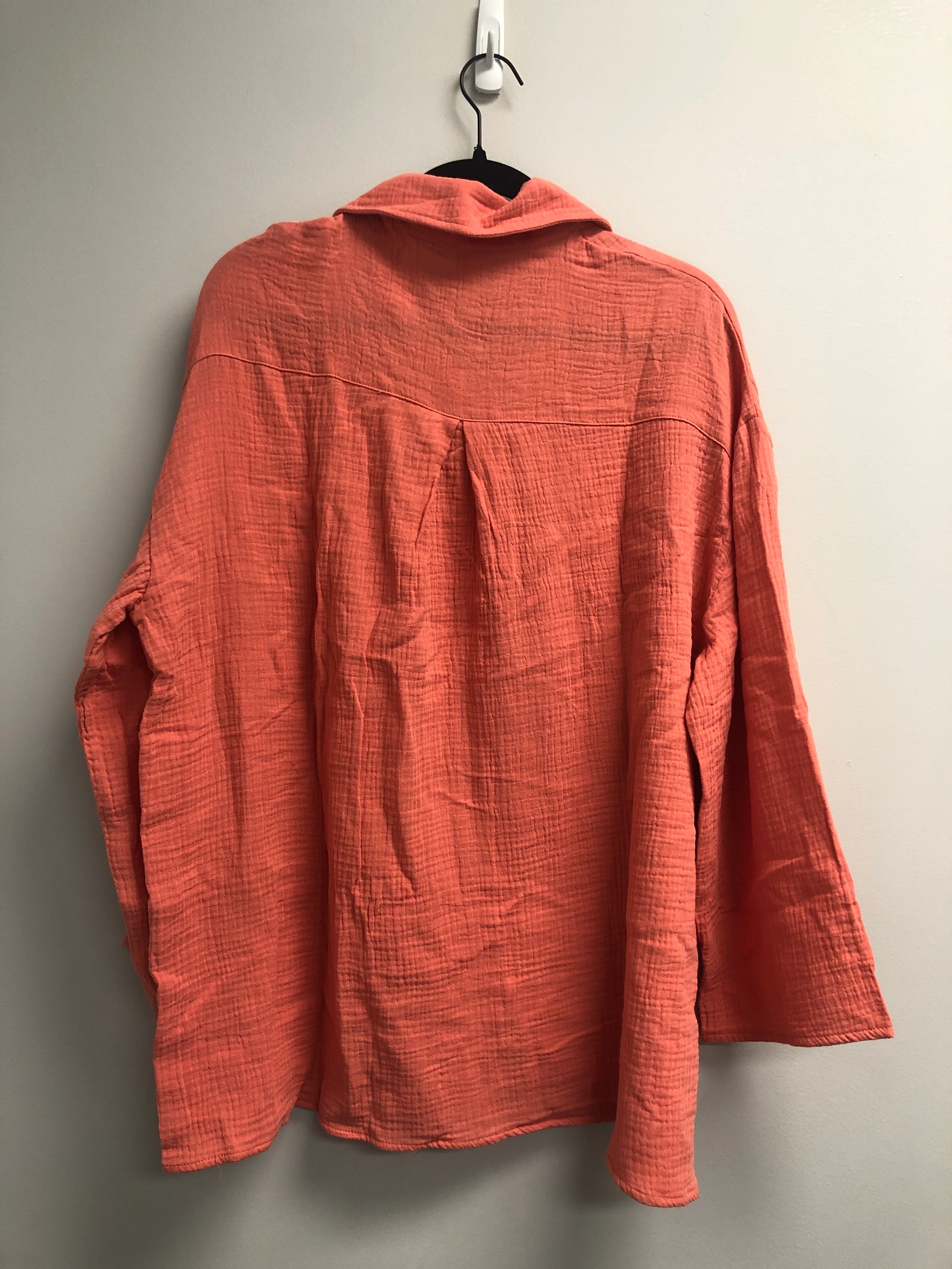 Outlet 7084 - Latched Mama Coastline Cotton Button Up Nursing Shirt - Sunrise - Large - Image 2