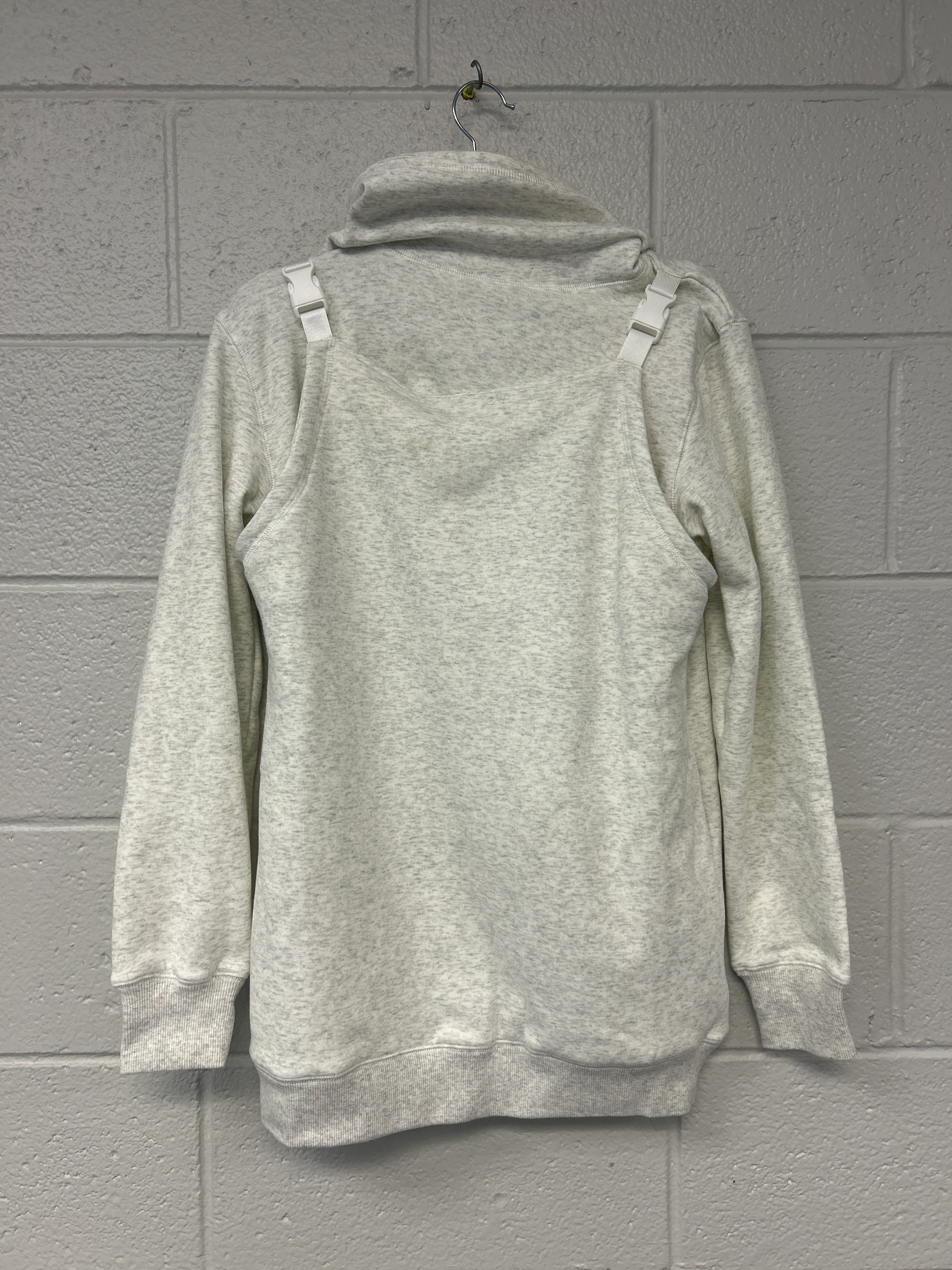 Outlet 7166 - Latched Mama Buckle & Go Babywearing Pullover - OATMEAL - Extra Small