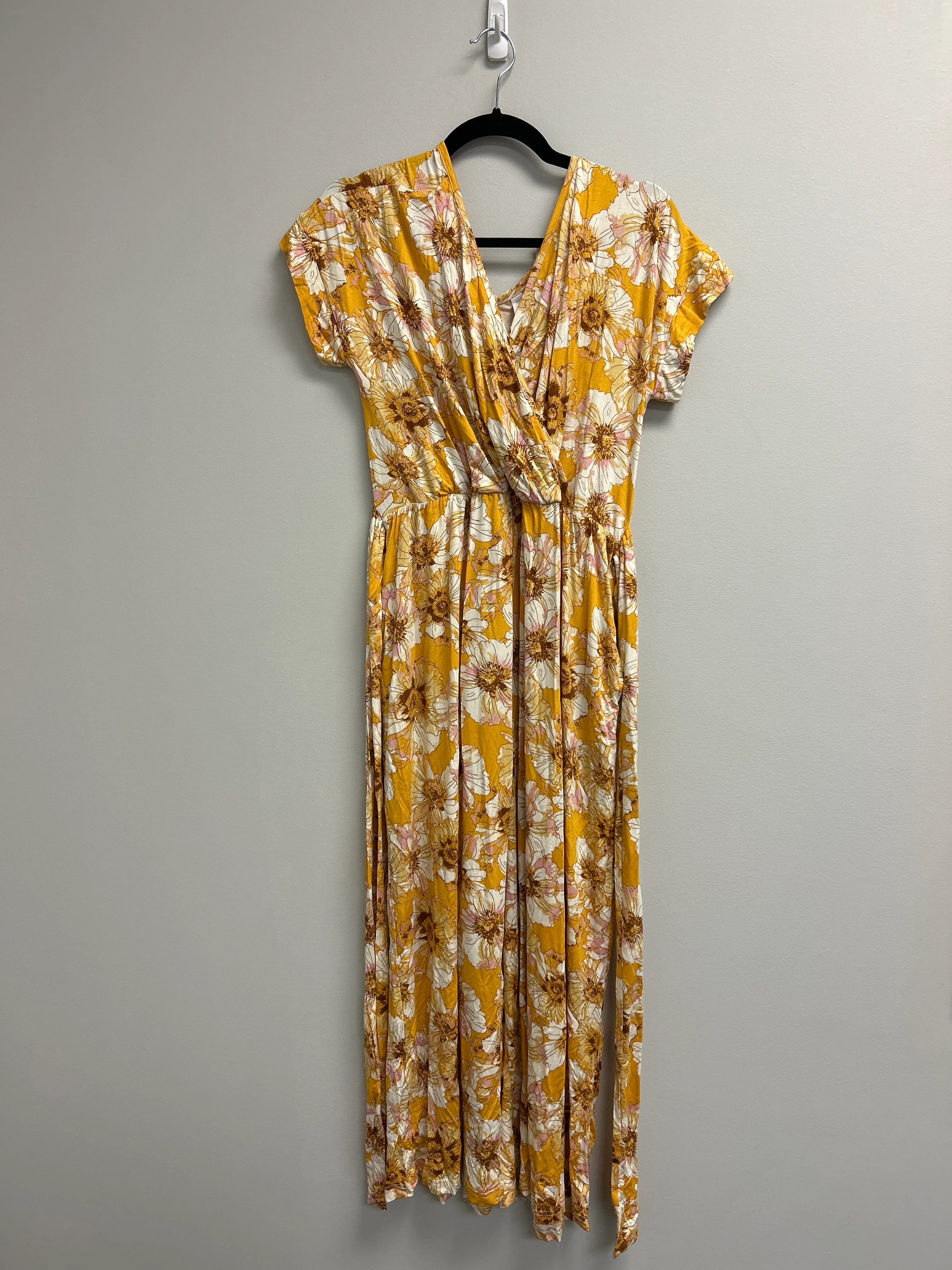 Outlet 7214 - Latched Mama V-Neck Nursing Jumpsuit - FLAXEN FLORAL - Extra Large