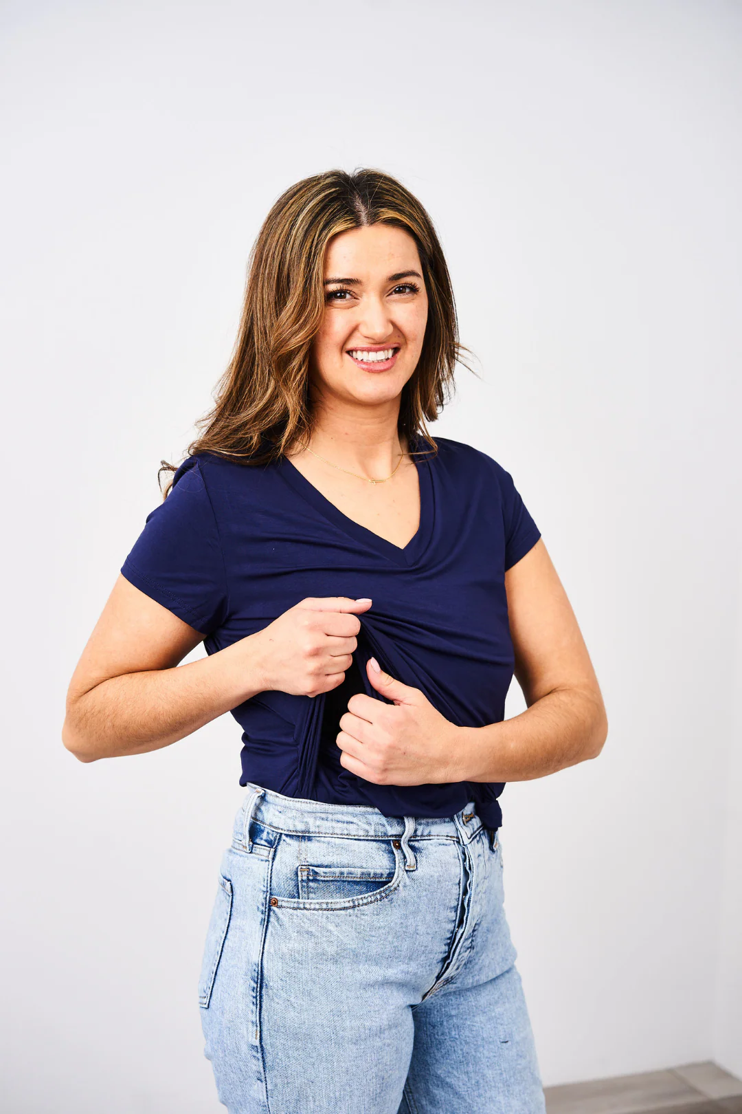 V-Neck Boyfriend Nursing Tee - Image 5