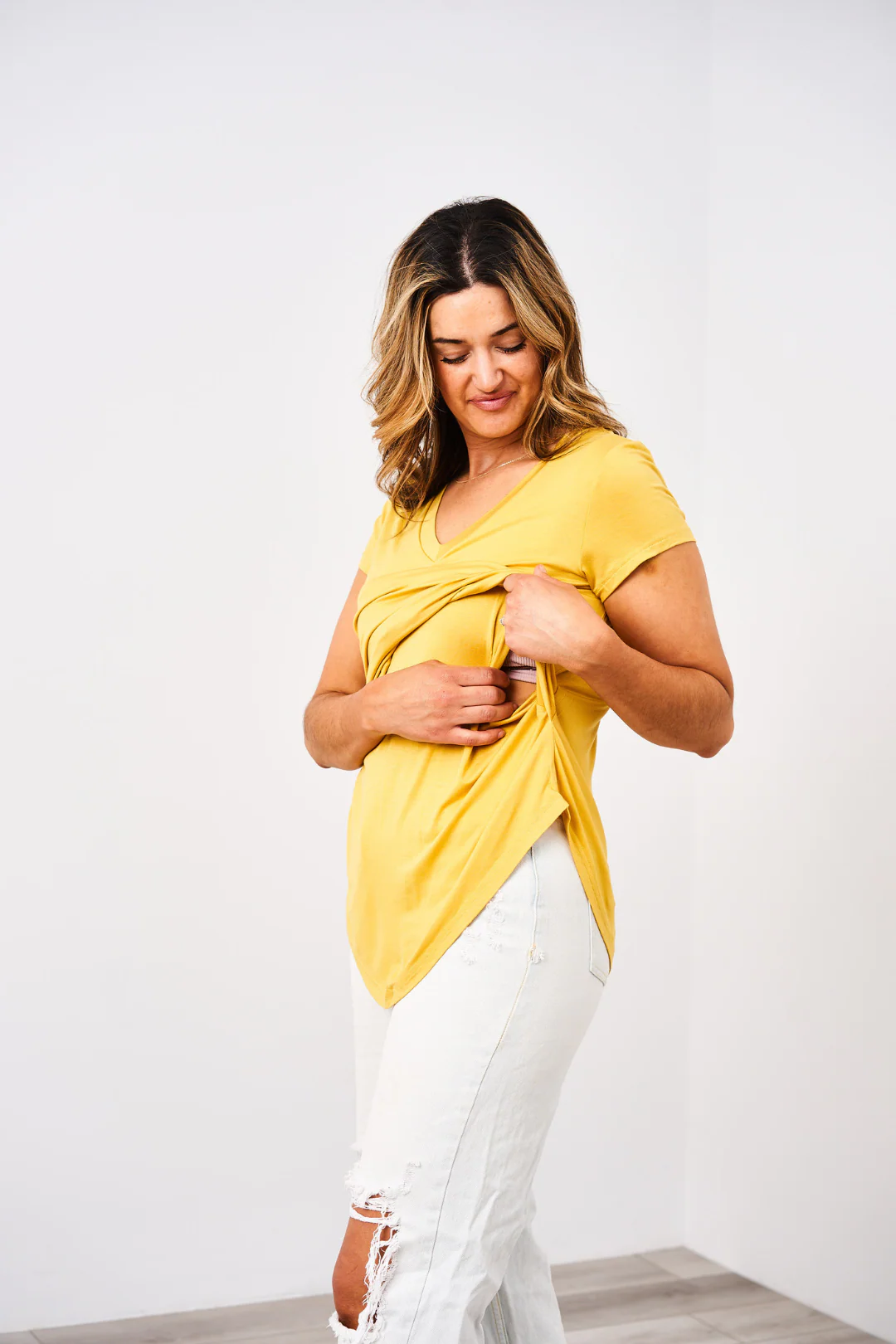 V-Neck Boyfriend Nursing Tee - Image 7